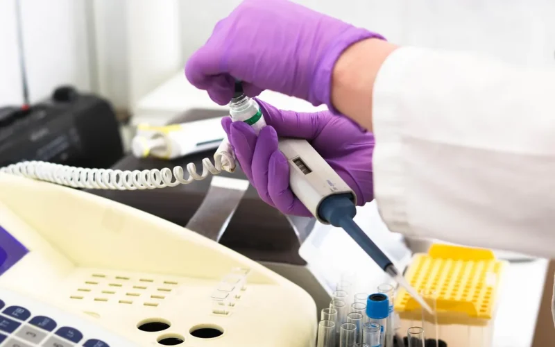laboratory, medical, medicine, ręka, research, lab, test, doctor, equipment, scientist, kobieta, chemistry, science, hospital, experiment, osoba, technician, technology, healthcare, praca, health, tube, work, research lab, blood samples, laboratory, laboratory, medical, research, lab, lab, lab, lab, lab, test, doctor, doctor, chemistry, hospital, hospital, technology