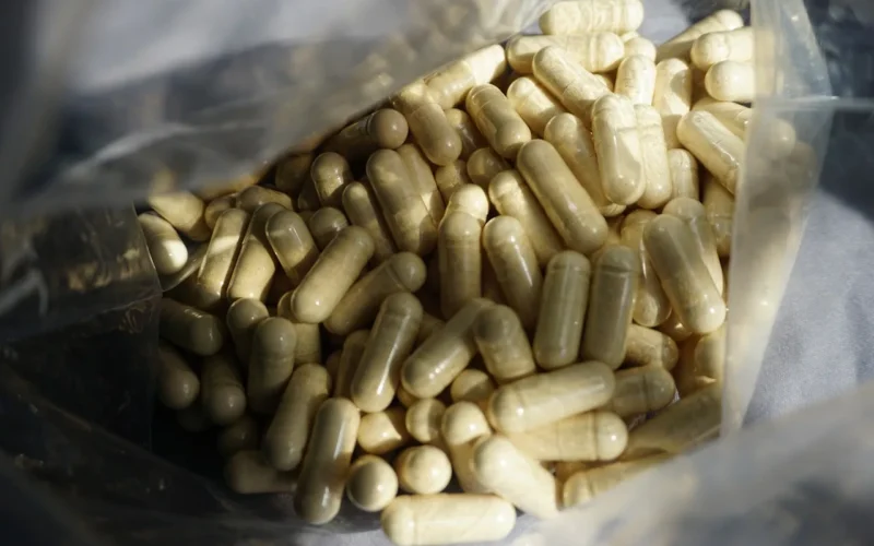 maca, suplementy odżywcze, maca kapsułki, supplement, kapsułki, żelazo, cynk, kalizium, pożywienie, wegańskie, zdrowy, maca, maca, cynk, cynk, cynk, cynk, cynk